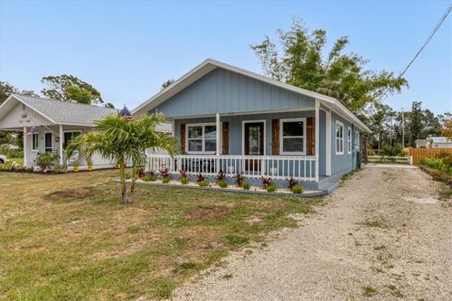 843 Palmetto St, ENGLEWOOD, FL, 34223-3939 | Card Image