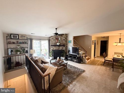 128-19900 Appledowre Cir, GERMANTOWN, MD, 20876-5517 | Card Image