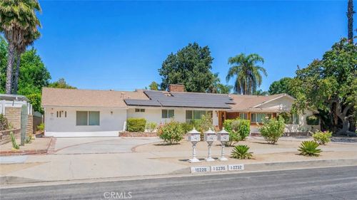 10228 Encino Ave, Northridge, CA, 91325-4506 | Card Image