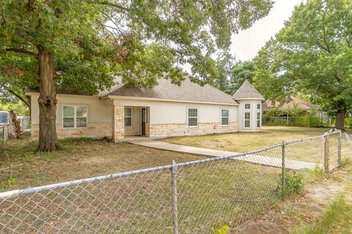 201 W Enon Ave, Everman, TX, 76140-3811 | Card Image