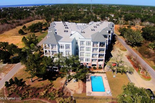 apt-309-1100 W Beach Blvd, Pass Christian, MS, 39571-3324 | Card Image