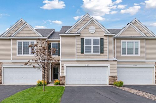 15424 Foster Dr N, Hugo, MN, 55038-8545 | Card Image