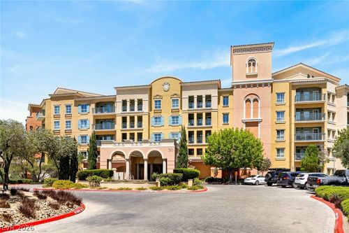 251-30 Strada Di Villaggio, Henderson, NV, 89011-2822 | Card Image