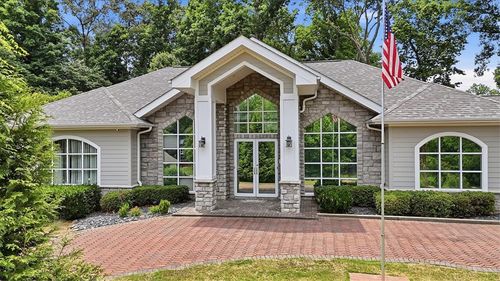 102 Greenleaf Ln, Easley, SC, 29642-3312 | Card Image