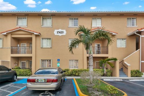 apt-106-17425 Nw 75th Pl, Hialeah, FL, 33015-7134 | Card Image