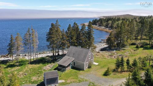 569 Long Cove Rd, Port Medway, NS, B0J2T0 | Card Image