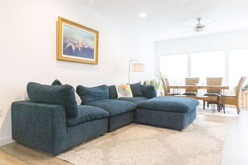 unit-16-12500 Lamppost Ln, Austin, TX, 78727-4441 | Card Image