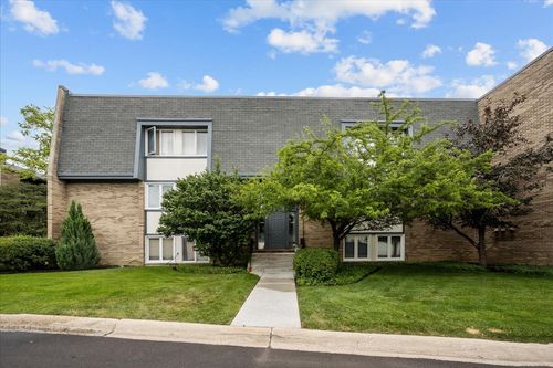201-1979 Ammer Ridge Ct, Glenview, IL, 60025-1875 | Card Image