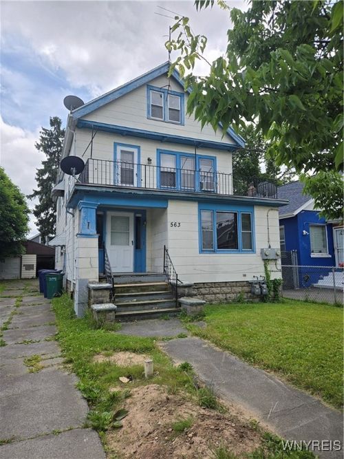 563 Lasalle Ave, Buffalo, NY, 14215-1124 | Card Image