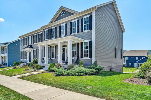 54 Boxwood Ln, Daleville, VA, 24083-3107 | Card Image