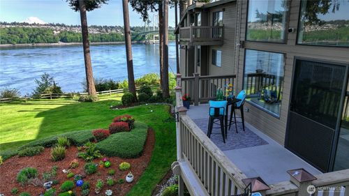 apt-d231-2025 Narrows View Cir Nw, Gig Harbor, WA, 98335-6880 | Card Image