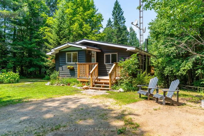 10979 Highway 118, House other with 3 bedrooms, 1 bathrooms and 8 parking in Algonquin Highlands ON | Image 31