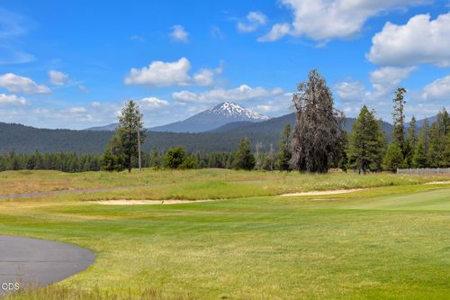 56575 Nest Pine Dr, Bend, OR, 97707-2093 | Card Image