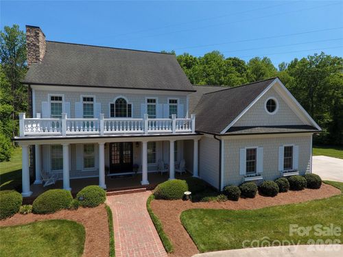 745 Saint Andrews Rd, Statesville, NC, 28625-4600 | Card Image