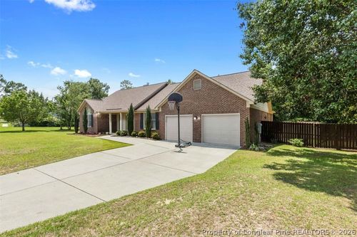 726 Foxcroft Dr, Fayetteville, NC, 28311-9347 | Card Image