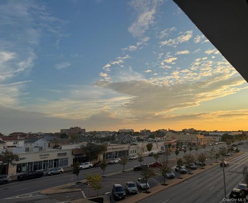 apt-308-235 W Park Ave, Long Beach, NY, 11561-3237 | Card Image