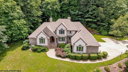 3951 Eastlake Dr, Morgantown, WV, 26508-8673 | Card Image