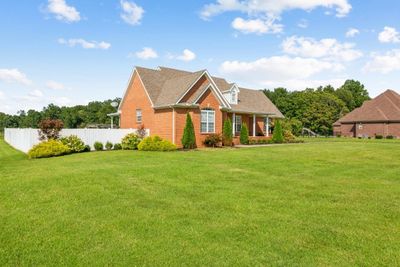 230 Michael Cir, House other with 4 bedrooms, 3 bathrooms and 2 parking in Lafayette TN | Image 2