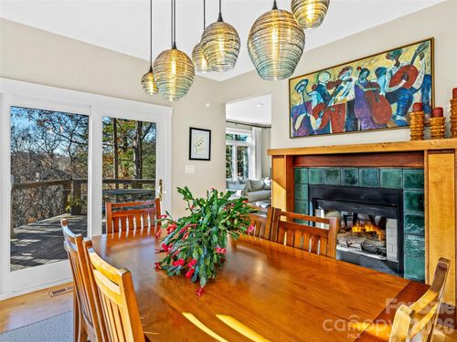 339 Beaverdam Rd, Asheville, NC, 28804-2706 | Card Image