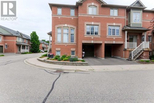 38-5031 E Mill Rd, Mississauga, ON, L5V2M5 | Card Image