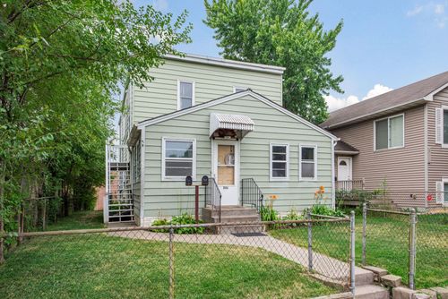 243 Park St W, South Saint Paul, MN, 55075-3023 | Card Image