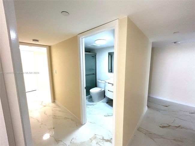 619 - 290 174th St, Condo with 3 bedrooms, 3 bathrooms and null parking in Sunny Isles Beach FL | Image 27