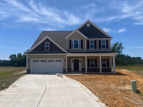 107 Nova Pl, Pikeville, NC, 27863-7003 | Card Image