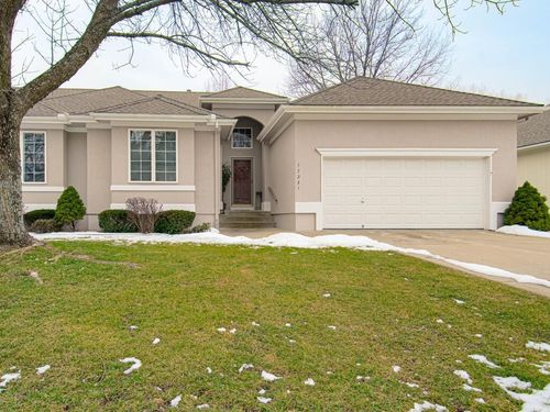 17221 E 44th Terrace Ct S, Independence, MO, 64055-5436 | Card Image