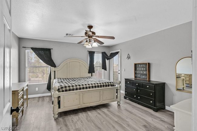 8124 Peach Flare St, House other with 4 bedrooms, 3 bathrooms and null parking in Las Vegas NV | Image 19