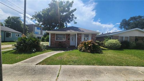 3500 Clermont Dr, New Orleans, LA, 70122-4733 | Card Image