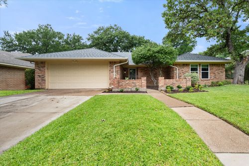 1229 Brookfield Ln, Mansfield, TX, 76063-2565 | Card Image