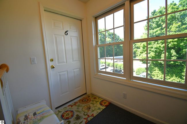 APT-6 - 13354 Stover Rd, House other with 1 bedrooms, 1 bathrooms and null parking in Charlevoix MI | Image 6