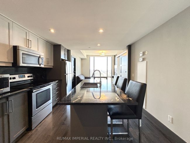 N2502 - 330 Phillip St, Condo with 3 bedrooms, 2 bathrooms and null parking in Waterloo ON | Image 5