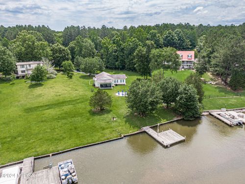 225 E River Bend Dr, Eatonton, GA, 31024-5349 | Card Image