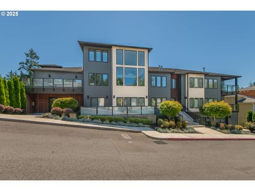 3058 Nw Montara Loop, Portland, OR, 97229-8084 | Card Image