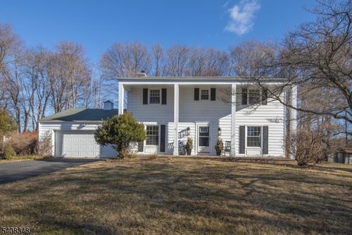 26 Cloverhill Dr, Califon, NJ, 07830-4361 | Card Image