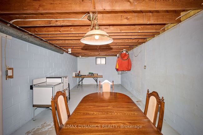 34 Barron St, House other with 3 bedrooms, 1 bathrooms and 3 parking in Welland ON | Image 26