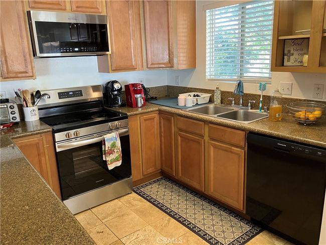 new appliances micro, stove, dishwasher | Image 4