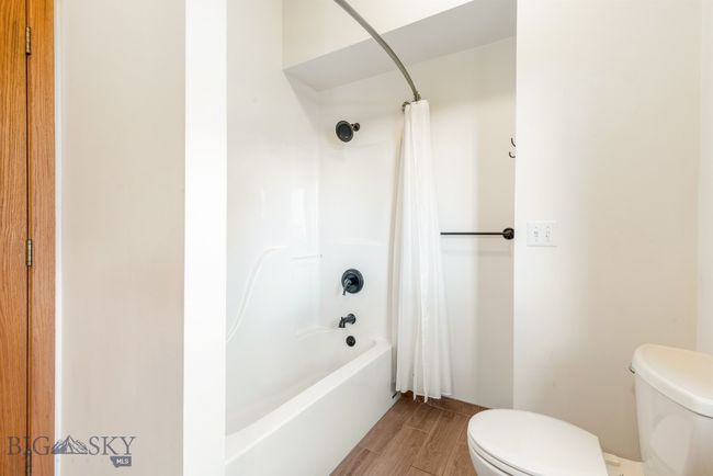 Second full bathroom on main level | Image 33
