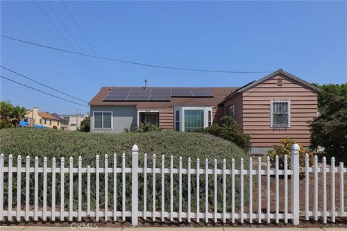 803 E La Palma Dr, Inglewood, CA, 90301-3758 | Card Image