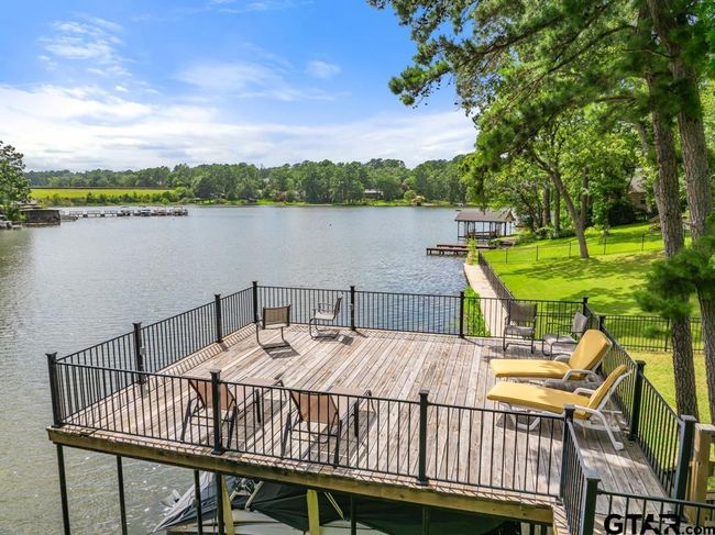 516 Hideaway Ln E, House other with 3 bedrooms, 2 bathrooms and null parking in Hideaway TX | Image 38