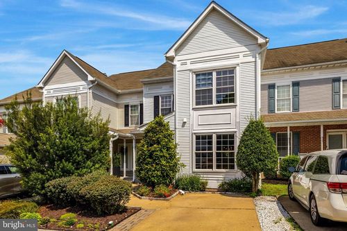 13112 Hearthside Ln, FAIRFAX, VA, 22033-5072 | Card Image