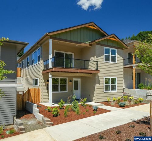 2049 Nw Century Dr, Corvallis, OR, 97330-1487 | Card Image