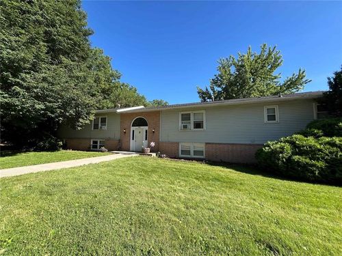 50 W Broadway St, Central City, IA, 52214-9318 | Card Image