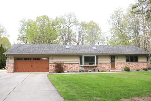 N64W34206 Bayview Rd, Oconomowoc, WI, 53066-5109 | Card Image