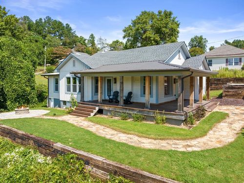 111 Highland St, Copperhill, TN, 37317-2002 | Card Image