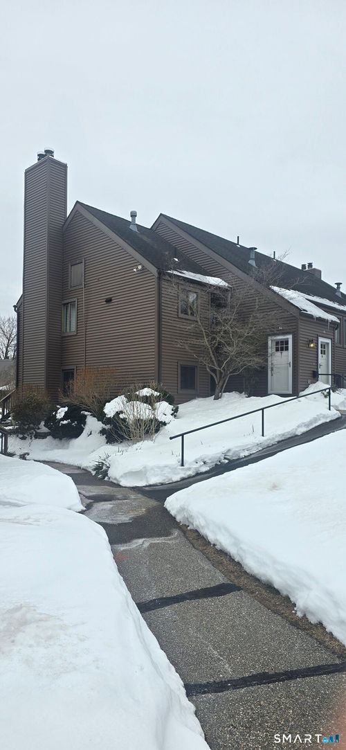 50-50 Hollister Way S, Glastonbury, CT, 06033-3120 | Card Image