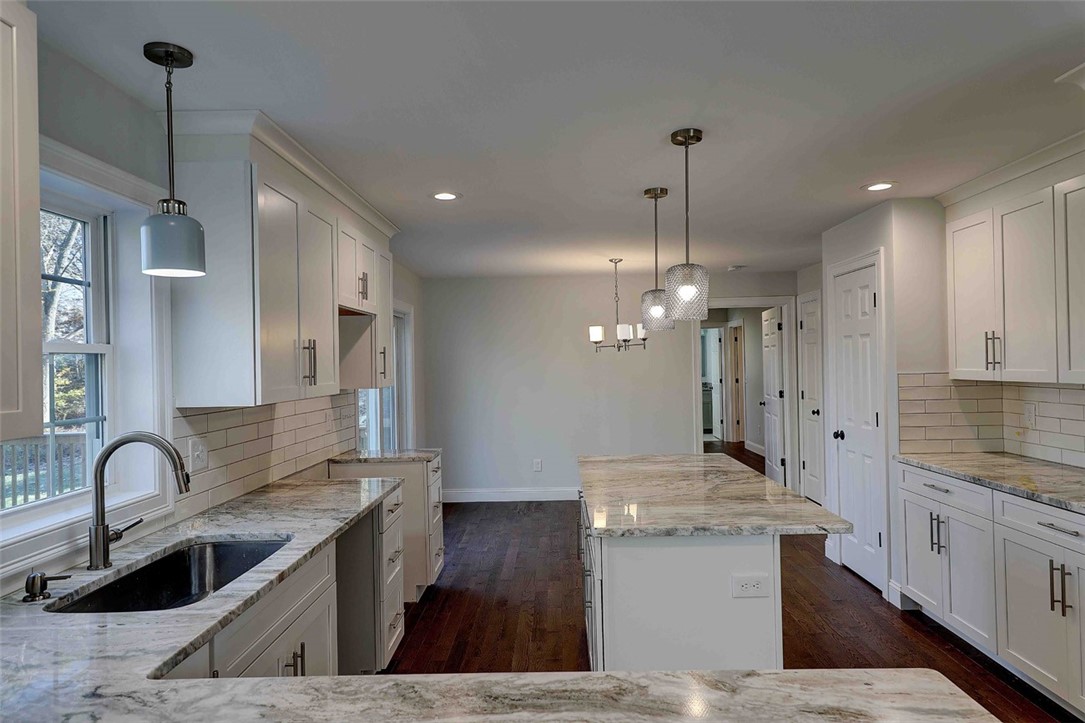 Circuit Dr, Narragansett, RI 02882