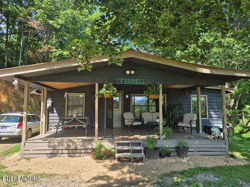 411 Rafter Rd, Tellico Plains, TN, 37385-8534 | Card Image