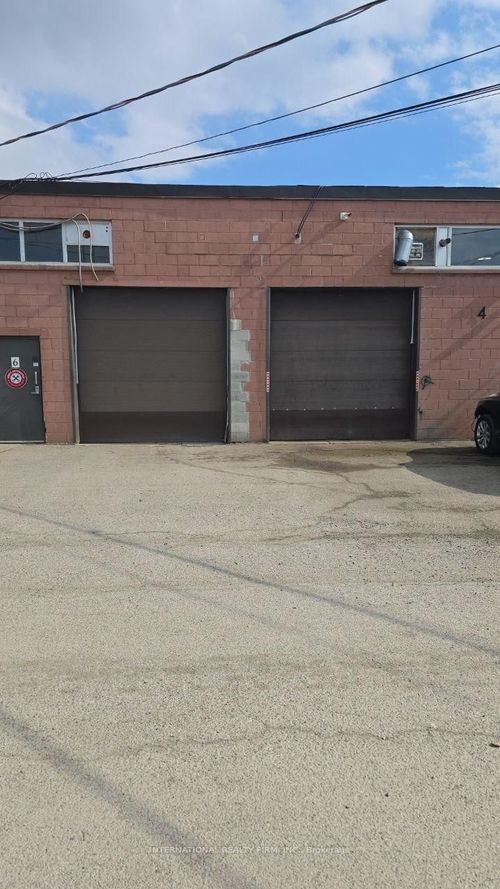 120 Falcon St, London, ON, N5W4Z1 | Card Image